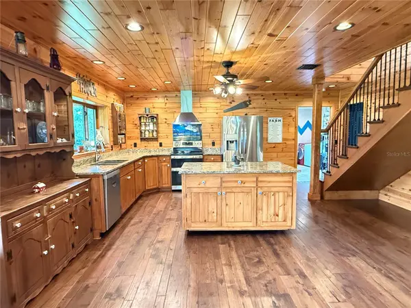 28046 BAYHEAD RD, Dade City, FL 33523