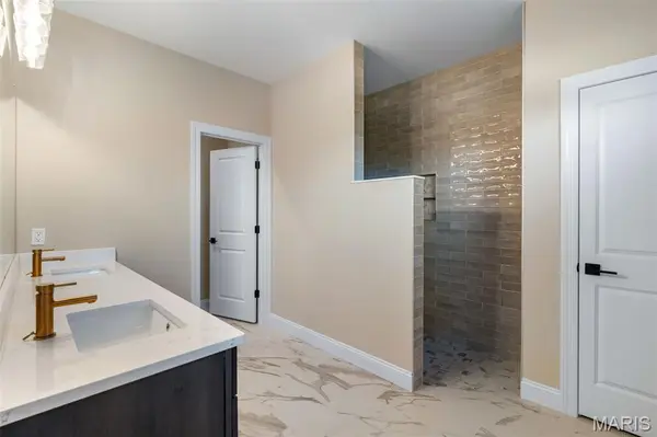 216 Fiddler's Close RD #216 STB, Washington, MO 63068