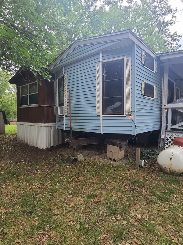 17/282 Woodhaven, Sublette, IL 61367