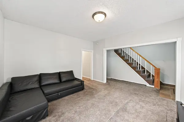 1076 Ross AVE, Saint Paul, MN 55106