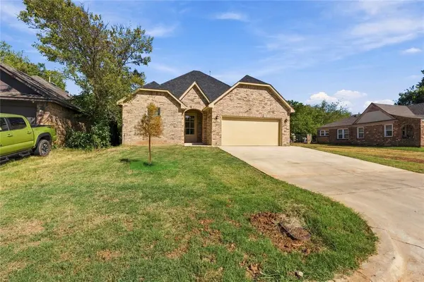 2136 N Everest AVE, Oklahoma City, OK 73111