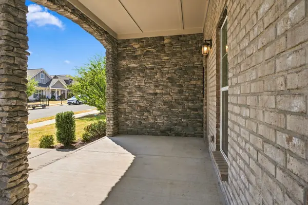 6023 Parkhaven Blvd, Hermitage, TN 37076