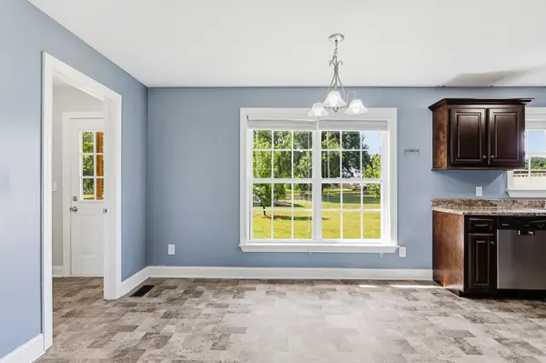 1223 S College St, Smithville, TN 37166