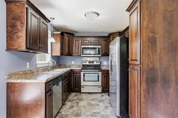 1223 S College St, Smithville, TN 37166