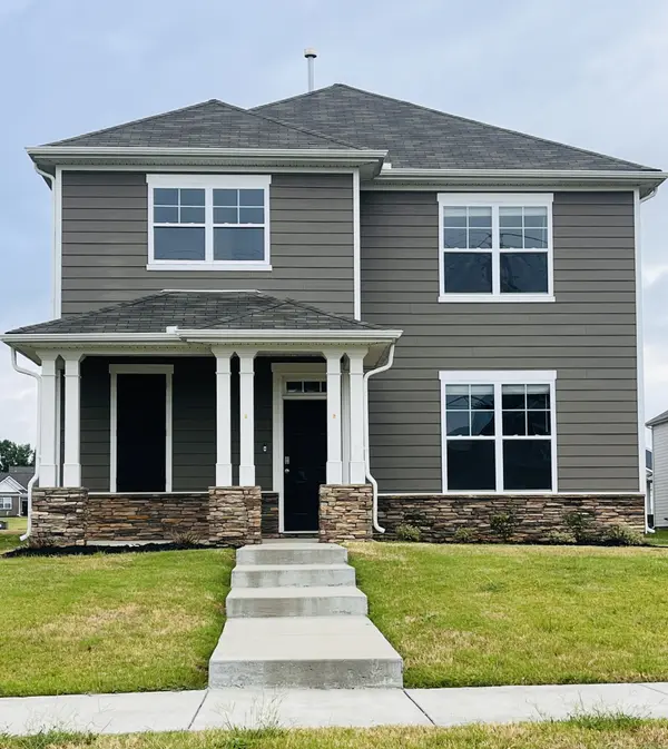 1510 Ashgrove Pl, Lebanon, TN 37087