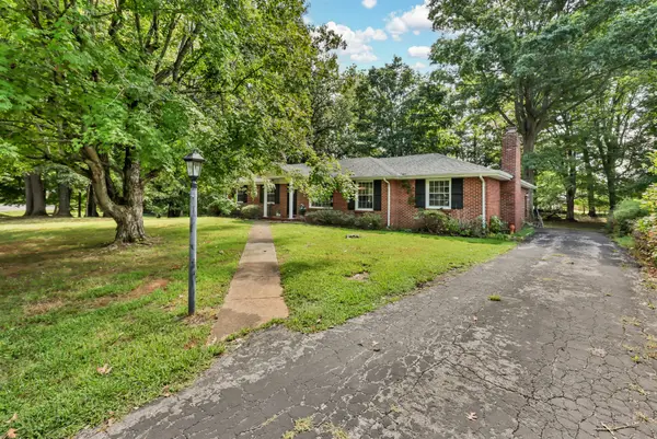 2097 Post Rd, Clarksville, TN 37043