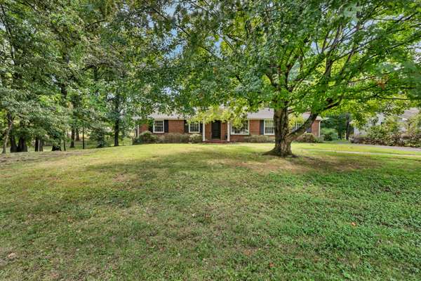 2097 Post Rd, Clarksville, TN 37043