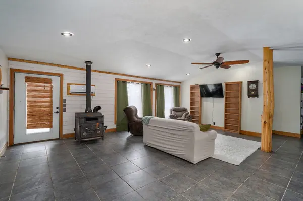 1763 State Highway Dd, Ava, MO 65608