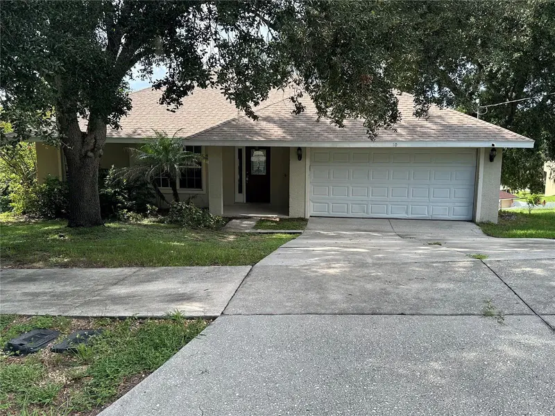 10 SUNNYSIDE DR, Clermont, FL 34711