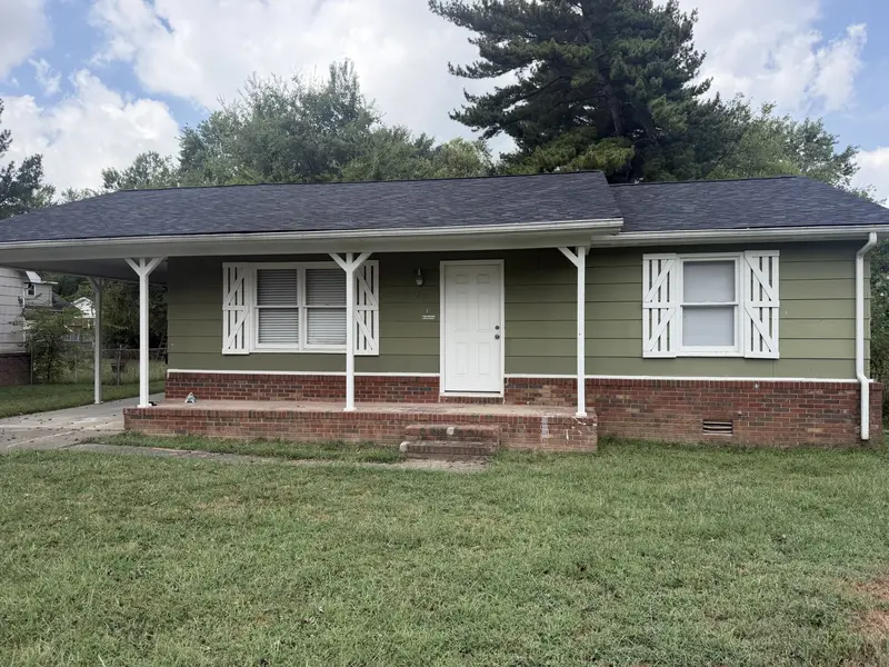 125 Boxwood Dr, Hopkinsville, KY 42240