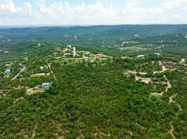 11207 Mountain Top CIR, Jonestown, TX 78645