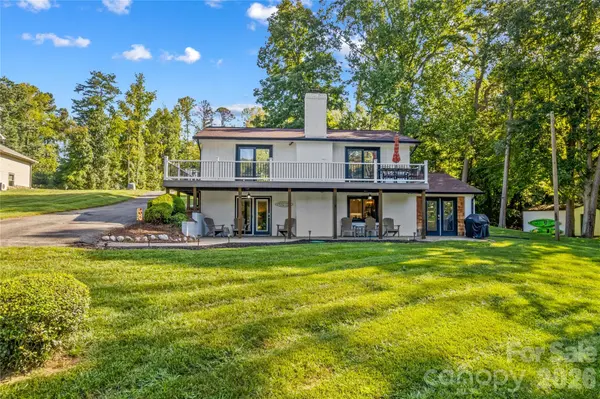150 Shady Cove DR, Troutman, NC 28166