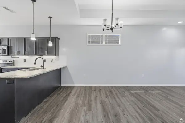 3324 Half Full DR, Manhattan, KS 66502