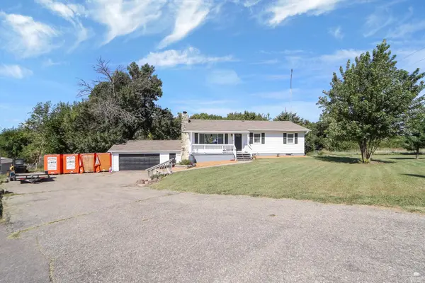 7814 N US 77 HWY, Milford, KS 66514