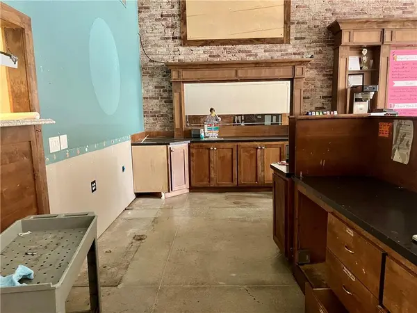 209 S 2nd ST, Odessa, MO 64076