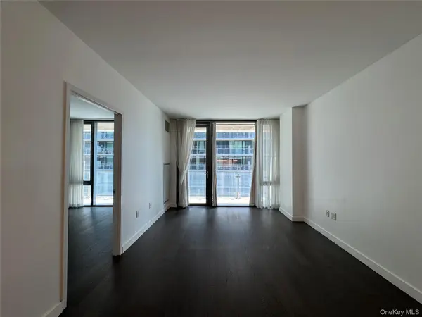 131-05 40 #15L, Flushing, NY 11354