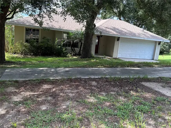10 SUNNYSIDE DR, Clermont, FL 34711
