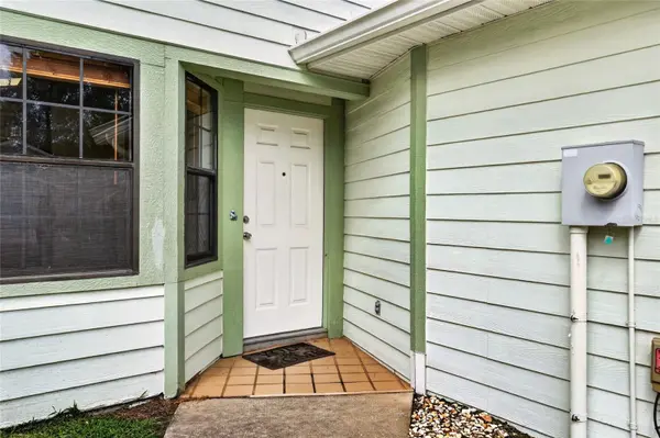 3927 NE 22ND LN, Ocala, FL 34470