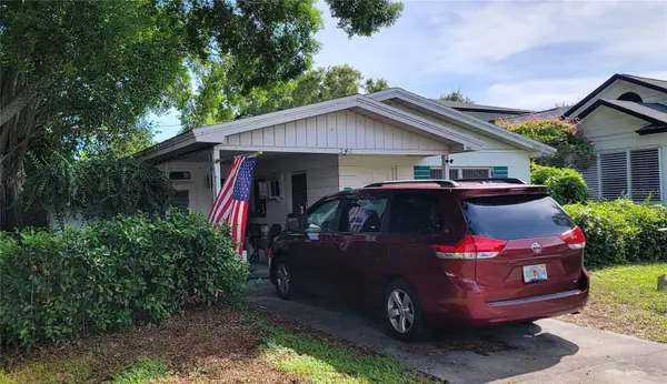 546 35TH AVE N, St Petersburg, FL 33704