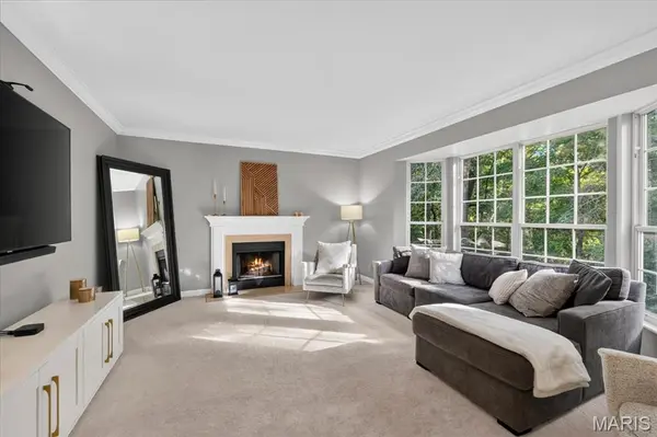 1034 Big Bend Station DR, Valley Park, MO 63088