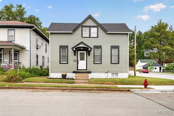 329 Houston ST, St Charles, MO 63301
