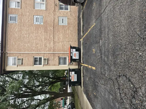 4775 N Linder AVE N #2A, Chicago, IL 60630