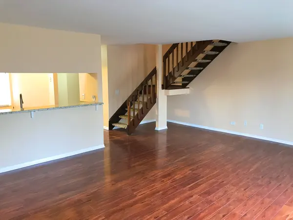 1602 Vermont DR #1602, Elk Grove Village, IL 60007
