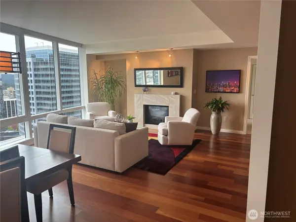 500 106th AVE NE #2803, Bellevue, WA 98004