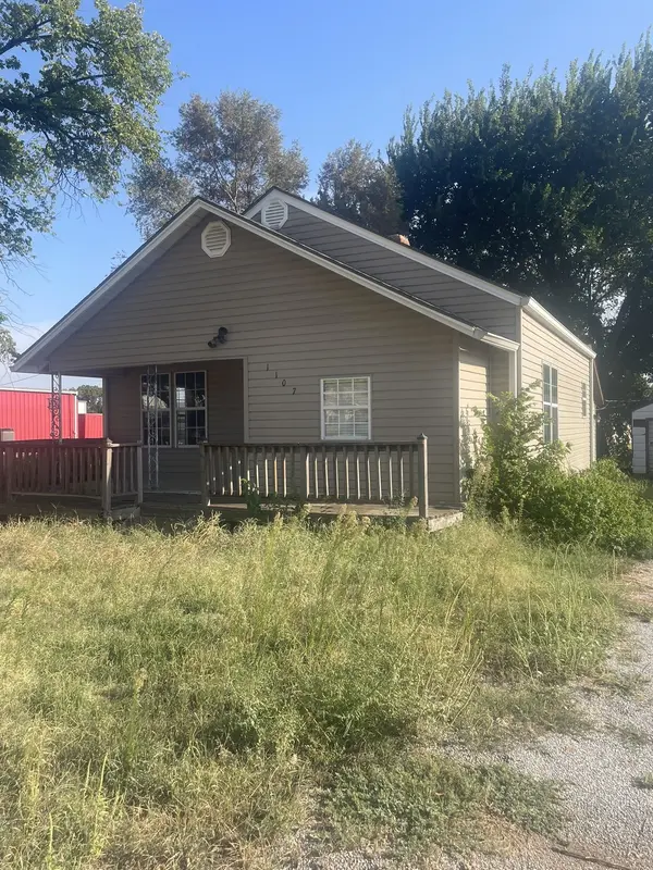 1107 Main, Kiowa, KS 67070