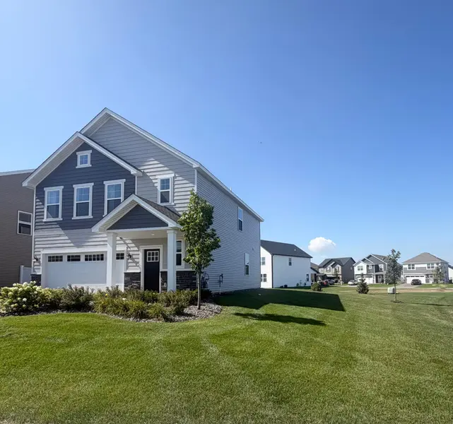 10634 Hinton AVE S, Cottage Grove, MN 55016