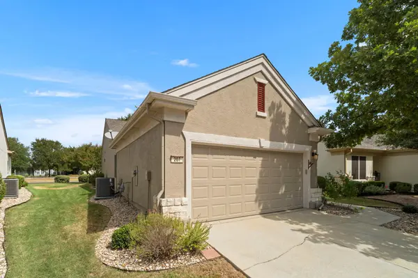 207 Winter DR, Georgetown, TX 78633