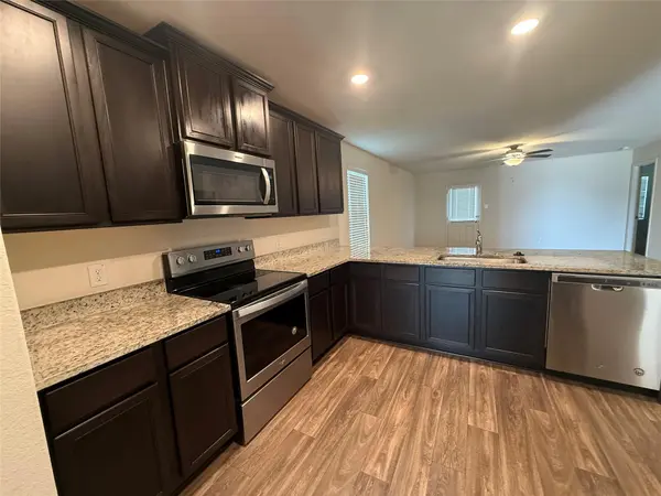 18912 Quiet Range DR, Elgin, TX 78621