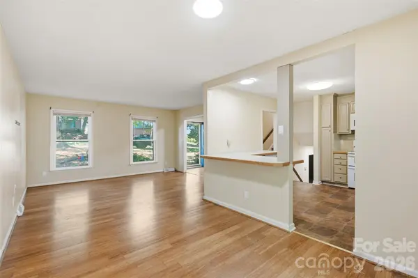 609 Old Farm RD, Statesville, NC 28625