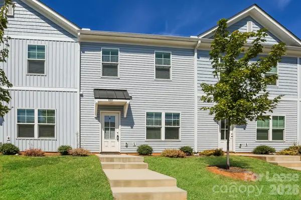 109 Dogwood Village TRL, Mooresville, NC 28115