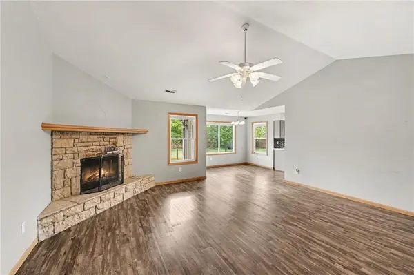 747 S Beech ST, Ottawa, KS 66067