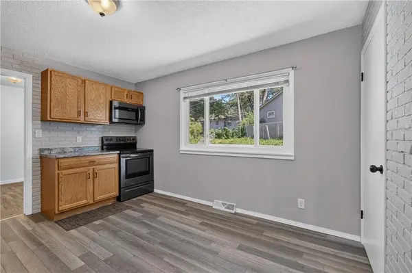 11415 Myrtle AVE, Kansas City, MO 64137