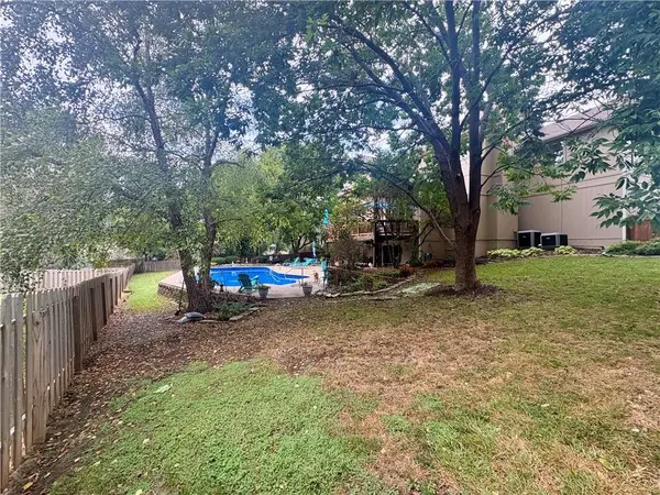 12813 W 129th ST, Overland Park, KS 66213