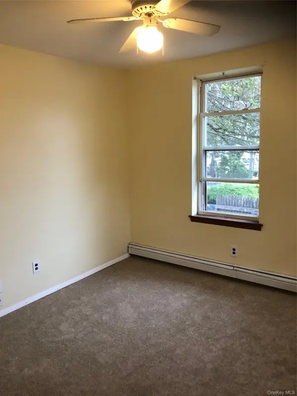 1887 Joshuas PATH #2, Central Islip, NY 11722