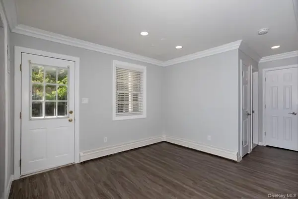 53 S Clinton AVE #N1, Bay Shore, NY 11706