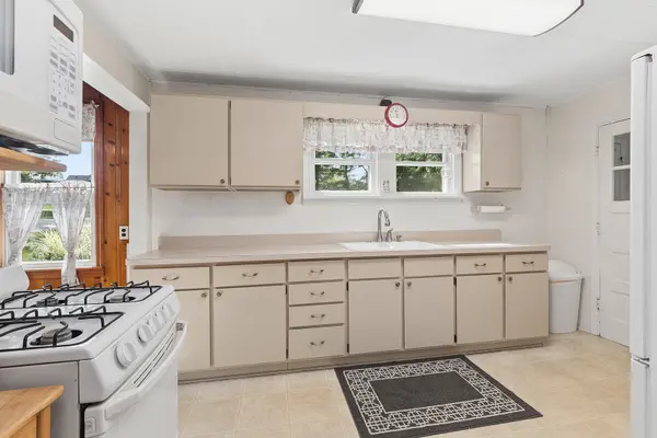 150 E 2nd AVE, New Lenox, IL 60451