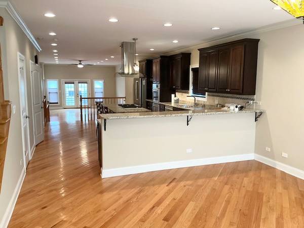 4906 N Kruger AVE, Chicago, IL 60630