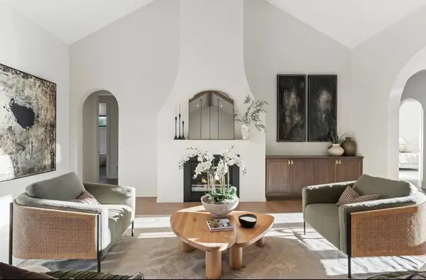 9271 Timberland TRL, Eden Prairie, MN 55347