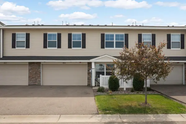 4839 Martingale DR, Woodbury, MN 55129