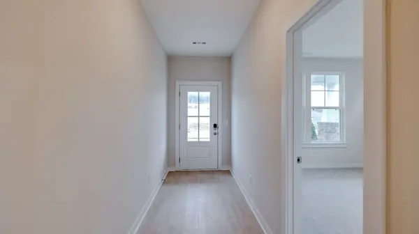 3592H Heartland drive, Columbia, TN 38401