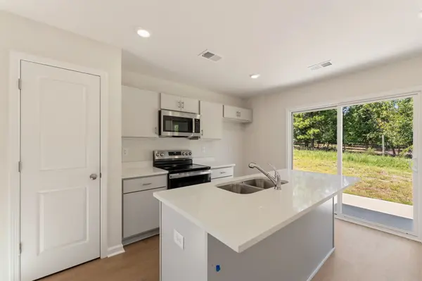 163 Cloverfield LN, Spartanburg, SC 29303