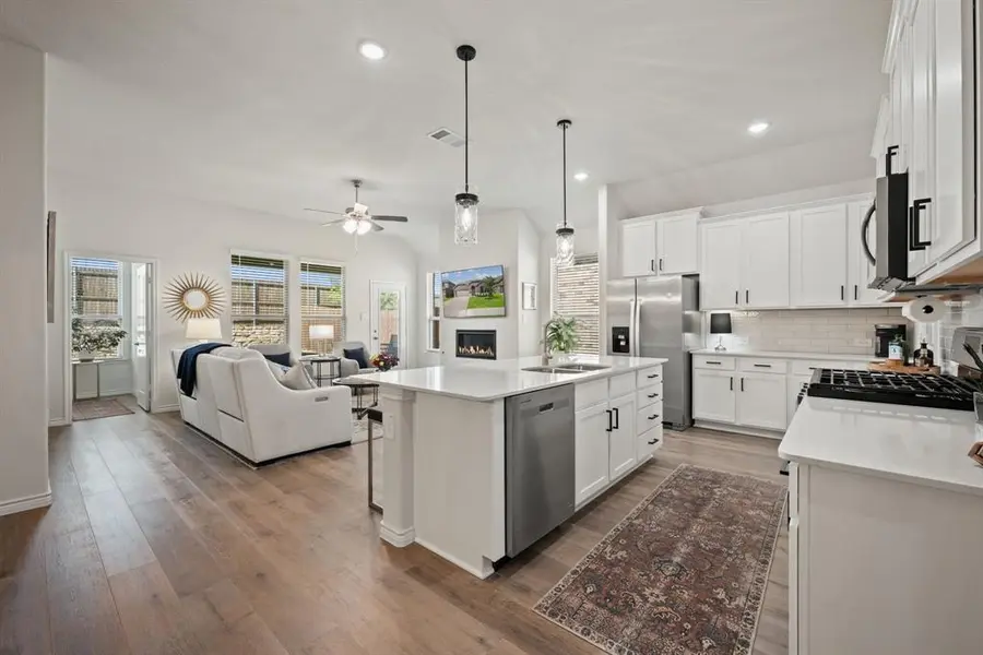10408 Bluestone Lane, Aubrey, TX 76227
