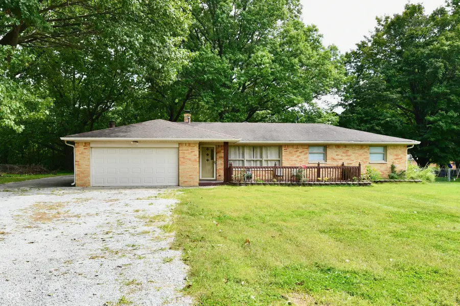 2051 N Avon, Avon, IN 46123