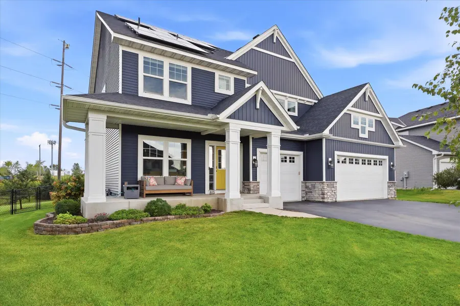 16106 Estate LN, Lakeville, MN 55044