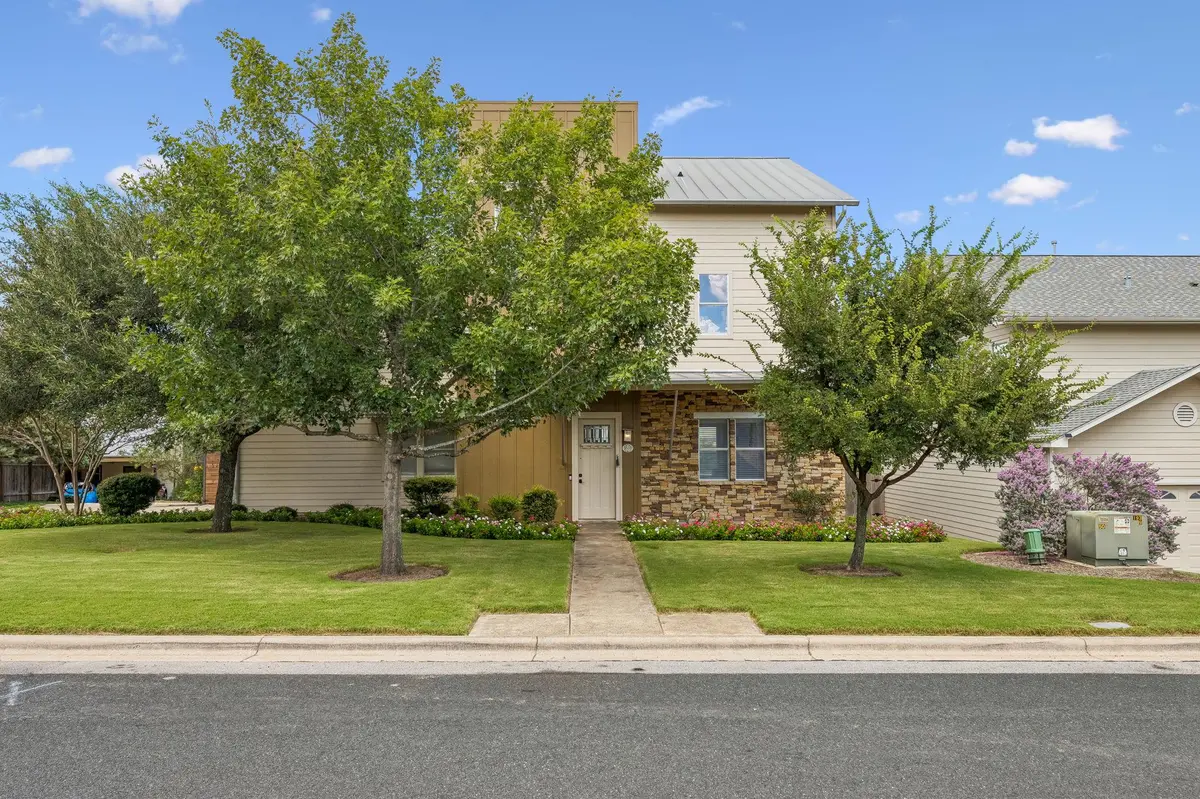 8500 Red Willow DR #A, Austin, TX 78736