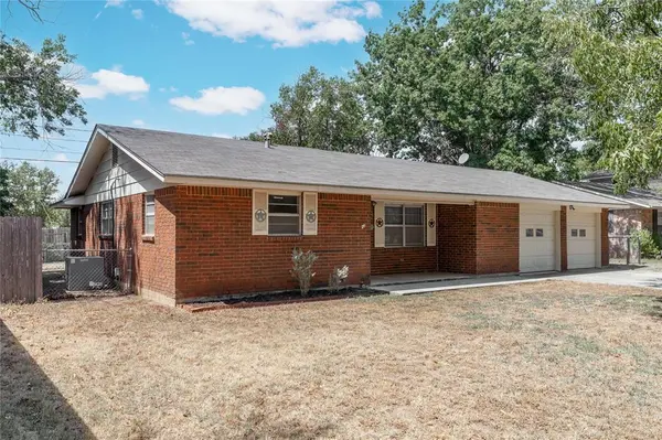 2103 16th Street, Brownwood, TX 76801